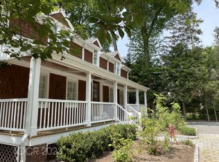 261 E Saddle River Rd, Saddle River, NJ 07458