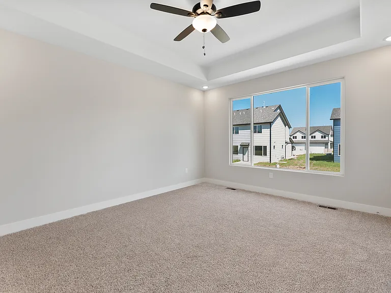 726 E Elmwood St — Photo 21
