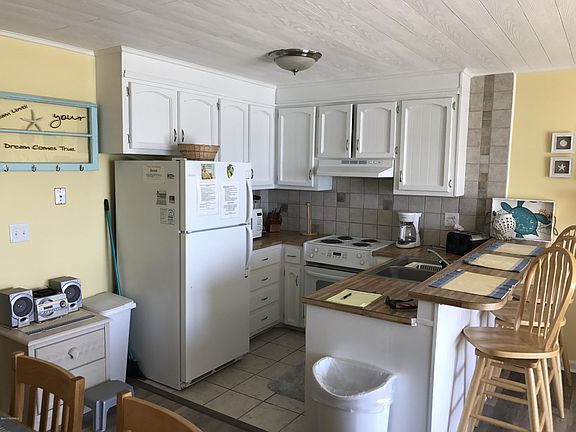 5th image of 1225 S Lake Park Boulevard #3a
