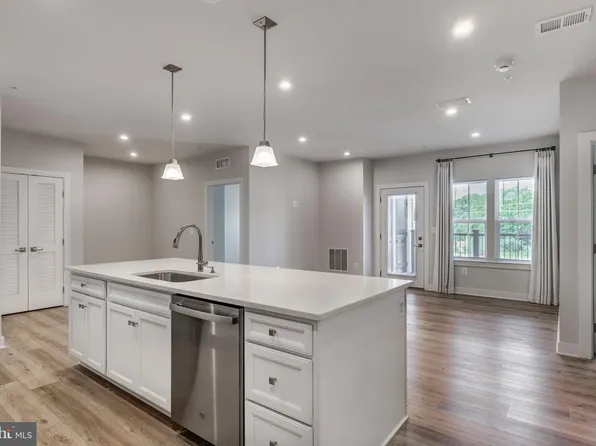 42 Liberty Rd Unit M, Sykesville, MD 21784