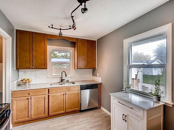 5th image of 8653 Ideal Ave S