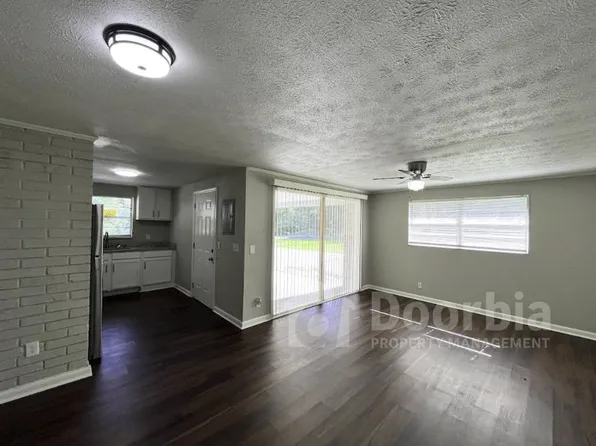 6314 Fabian Dr, Jacksonville, FL 32210