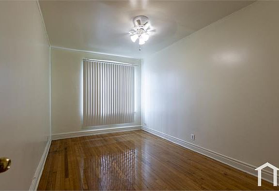 3rd image of 4430 W Congress Pkwy APT 2