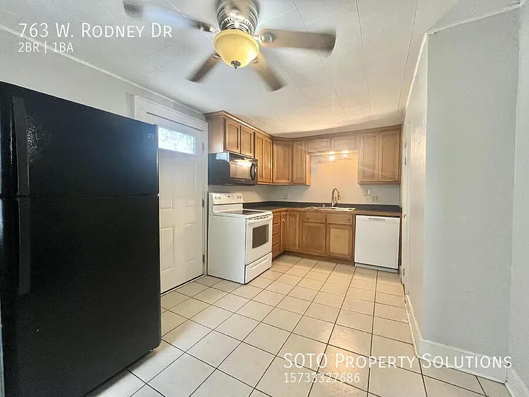 763 W Rodney Dr — Photo 30