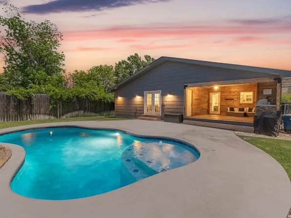 746 W Merriweather, New Braunfels, TX 78130