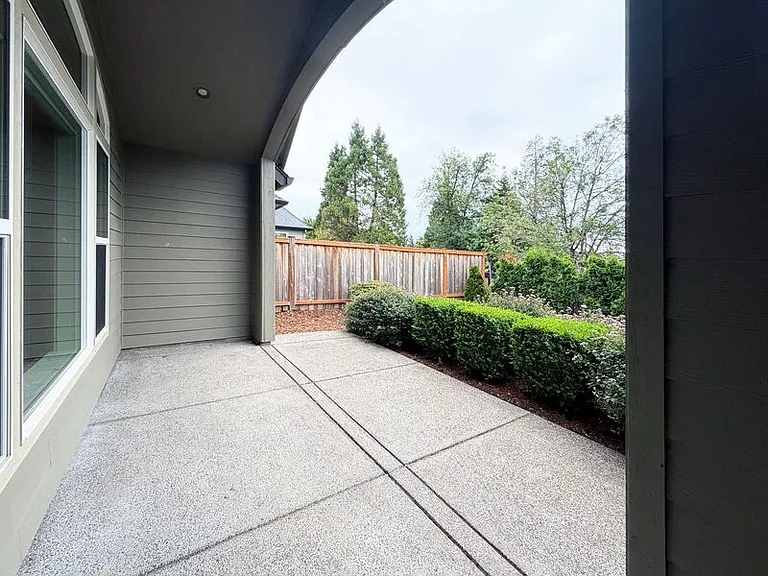 2523 Borders Dr — Photo 30