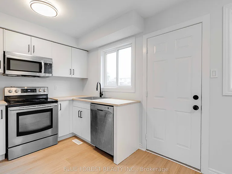 1095 Jalna Blvd #88 — Photo 10