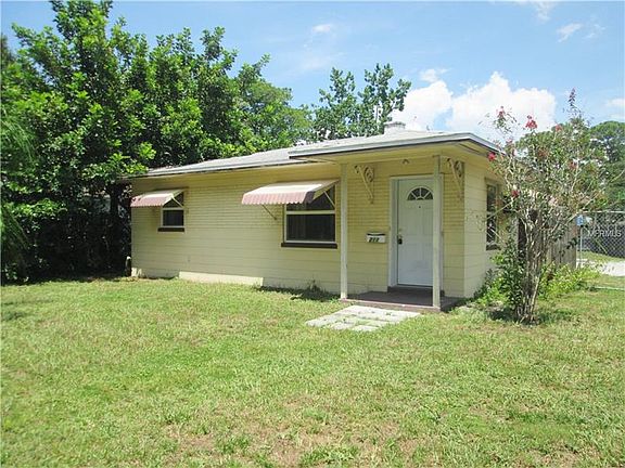 2nd image of 211 SE Madison Cir N