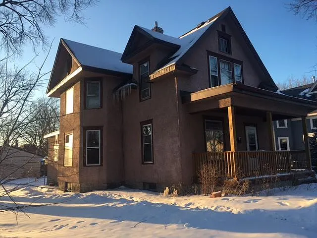 3 bed, $1,500 — Photo 1