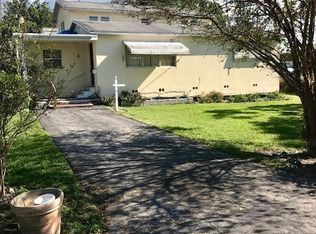 166 S Flame Ave, Pahokee, FL 33476