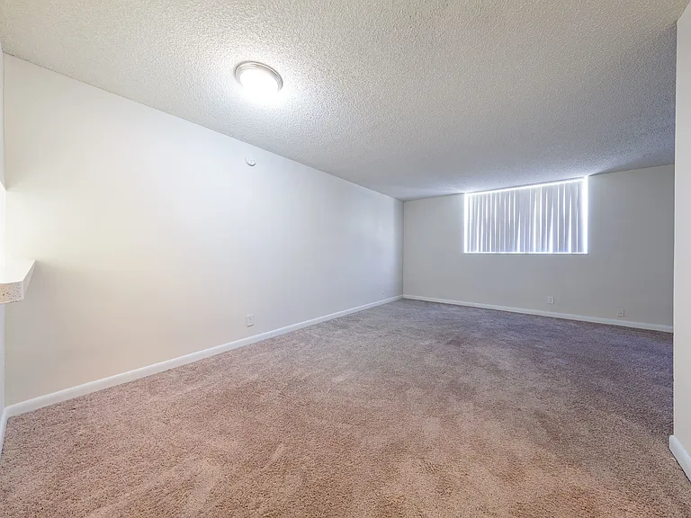 Spacious Living Area | Sunset Palms | Apartments For Rent in Hollywood FL