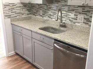 404 Lennox Ct, Lansdale, PA 19446
