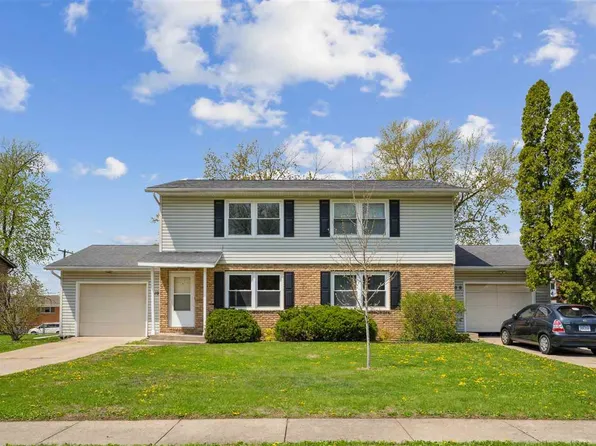 710 19th Ave, Coralville, IA 52241