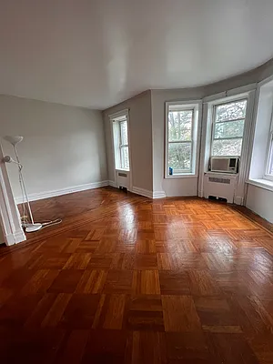 Rented by Compass | media 24