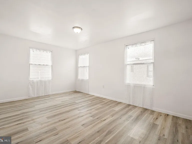 1633 Germantown Ave #3 — Photo 8