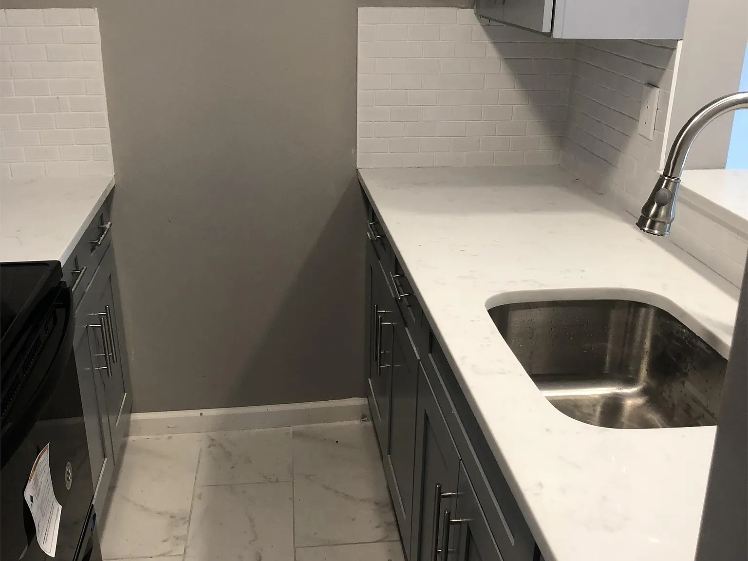 133 Watson Ave - B-3 — Photo 2