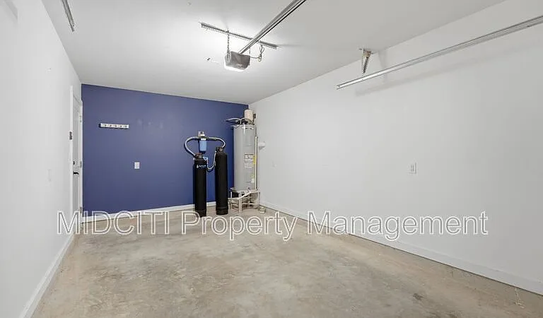 1198 Green Hill Dr — Photo 27