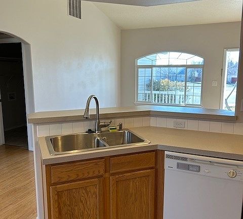 3rd image of 2116 Belhaven Ct