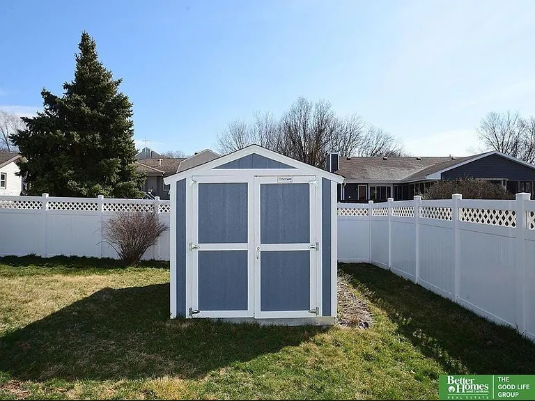 11823 N 157th St — Photo 23