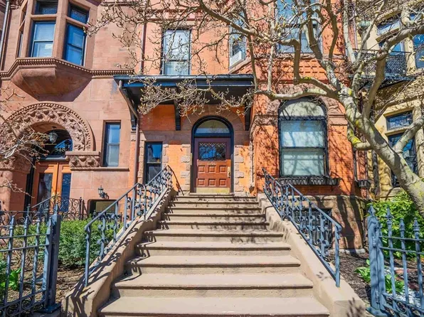 346 Beacon St APT 10, Boston, MA 02116