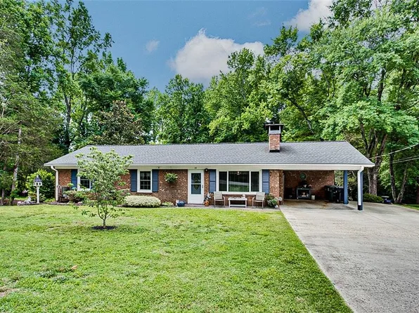 111 Sidney St, Lexington, NC 27295