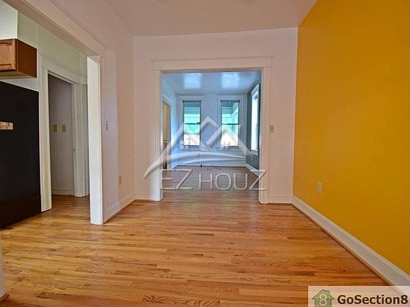3rd image of 3657 Gelston Dr
