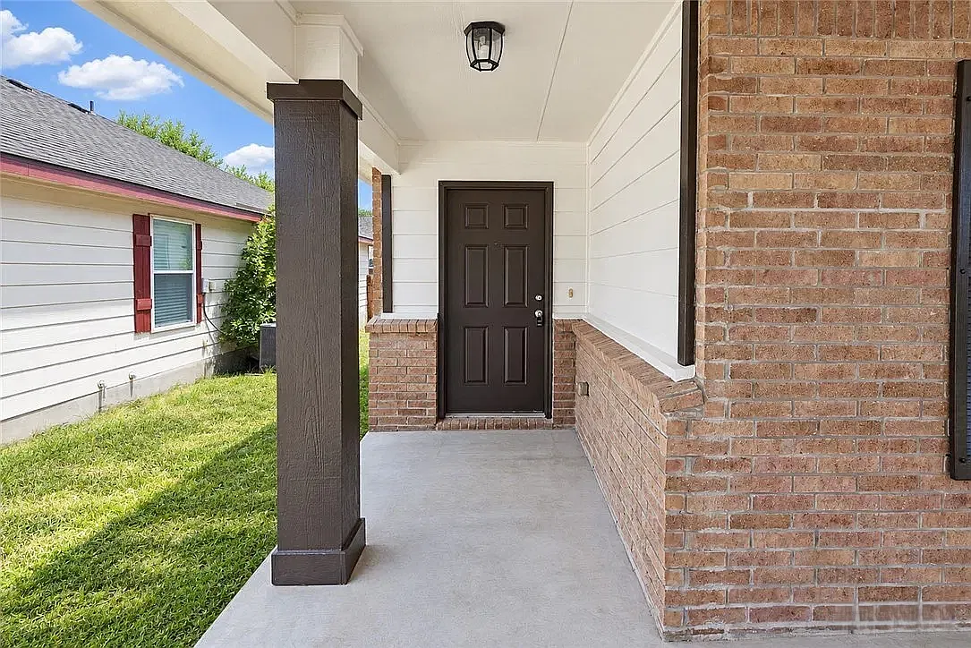 3 bed, 1680 sqft, $1,750 — Photo 3