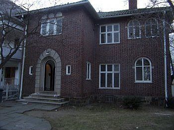 1st image of 252 S 10th Ave