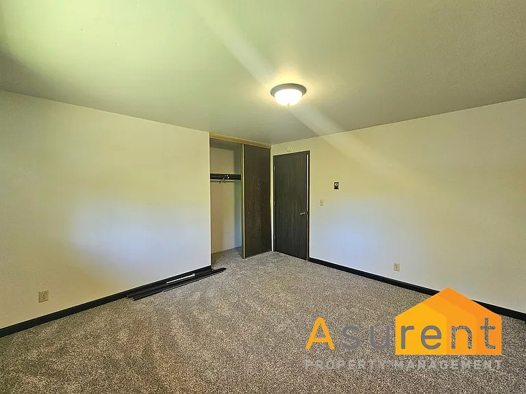 65 Woolen Way — Photo 19