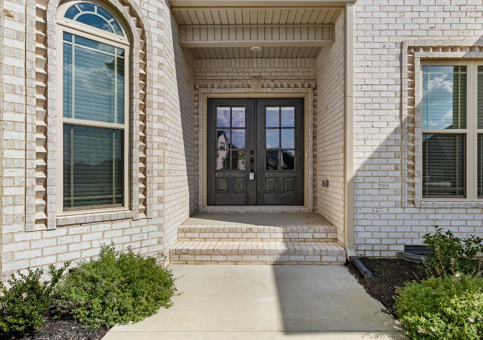 1117 Archibald Drive - — Photo 3