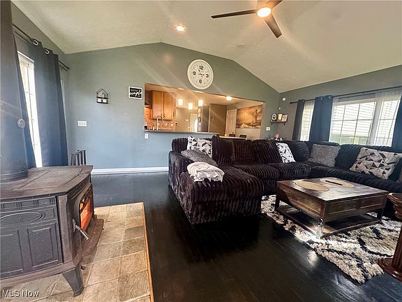 5th image of 5741 Beech Dr