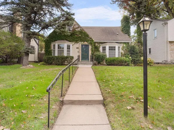 2717 France Ave S, Minneapolis, MN 55416