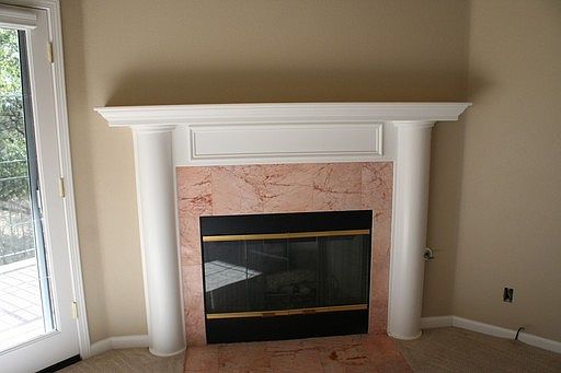 4th image of 837 Cherryhill Trl