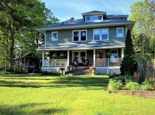 30 Greenwood St, Lake Placid, NY 12946
