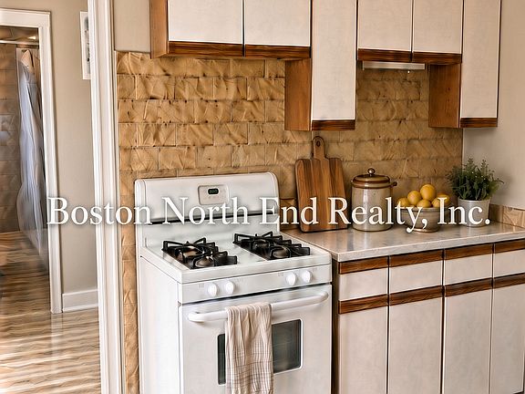 3rd image of 294 Hanover St APT 4G