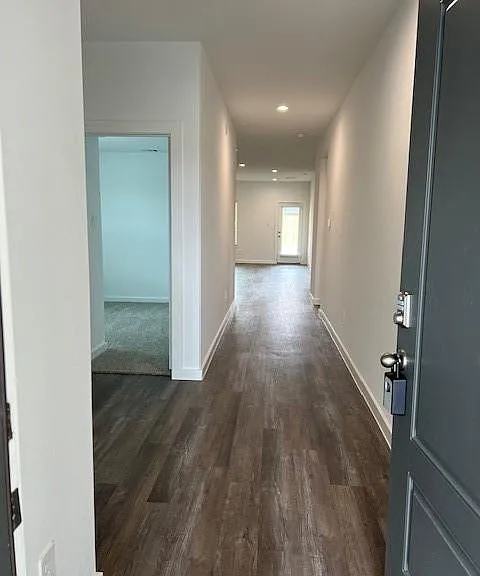 1006 Perezia Ct — Photo 3
