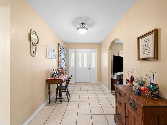 3rd image of 244 SW Loblolly Pl