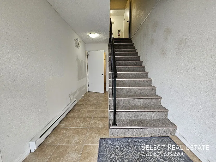 2 bed, 865 sqft, $1,400 — Photo 2