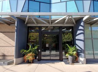 156 Portland St #720, Toronto, ON