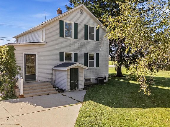 3rd image of 1854 Washington AVENUE