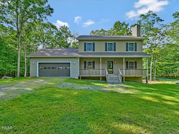 128 Robin Way, Lackawaxen, PA 18435