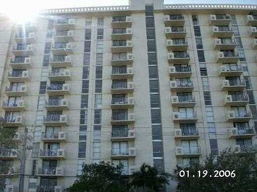 2nd image of 2350 NE 135th St APT 712