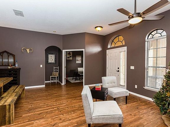 5th image of 760 Country Charm Cir