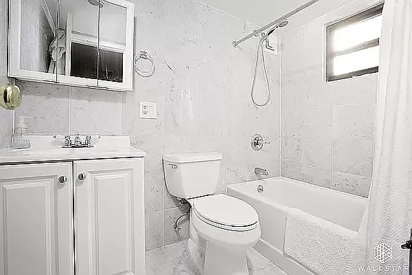 Rented by Waldstar Real Estate LLC | media 21