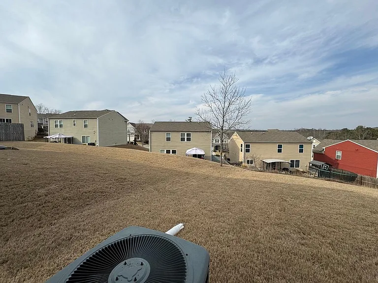 1620 Shire Village Dr — Photo 53