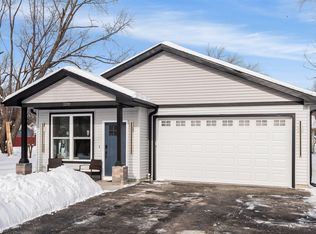 1539 Hoyt Ave, Aurora, IL