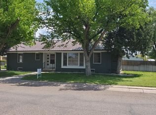 1029 N Clay Ave, Liberal, KS 67901