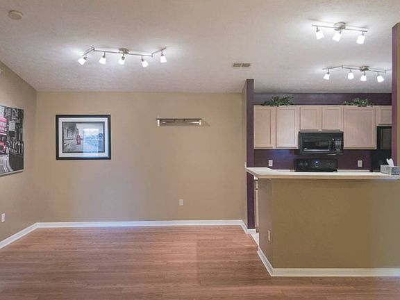5th image of 8515 Breezewood Ct APT 102
