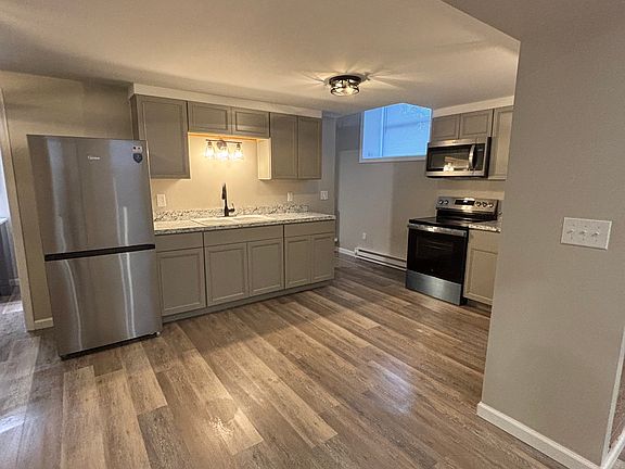 3rd image of 25 S Montour St #3C