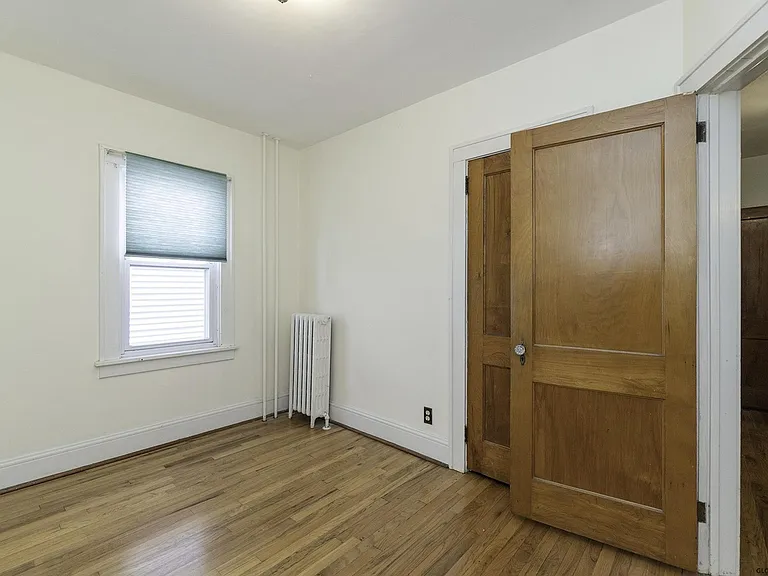 110 Hollywood Ave #1 — Photo 6